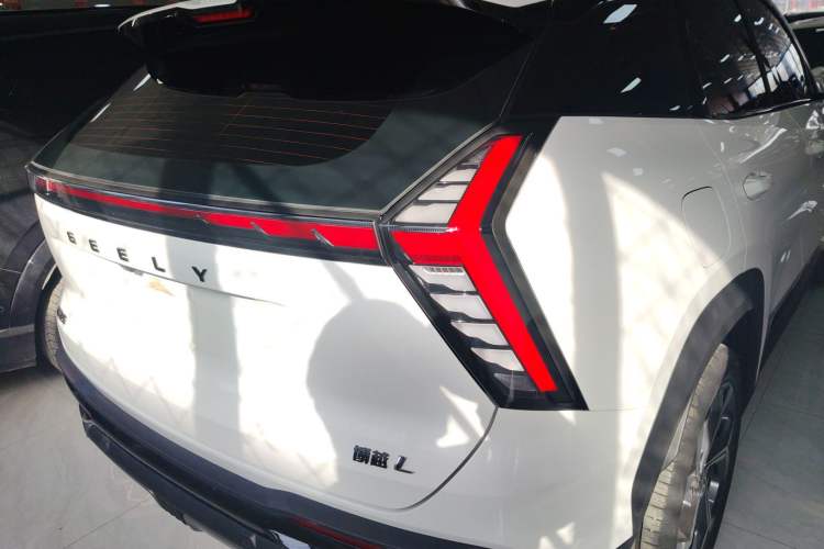 Used Geely Auto FX11 2023 1.5TD DCT Glory Edition