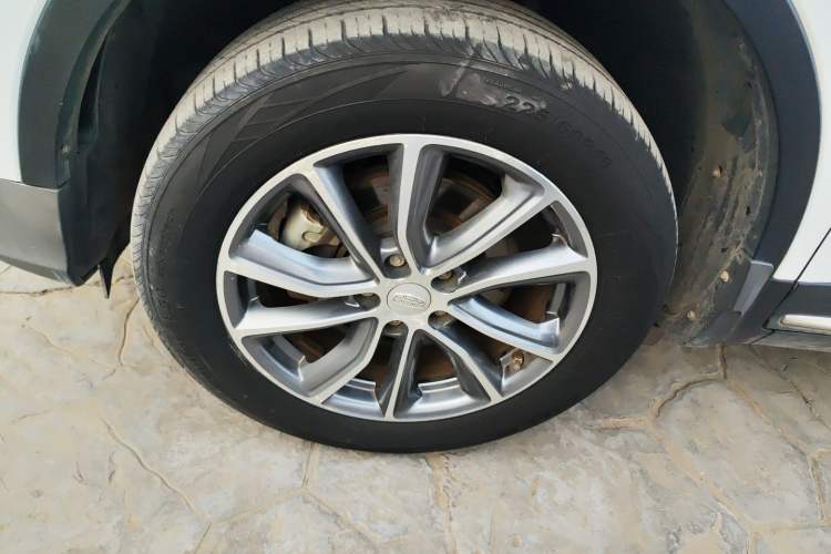 Used Geely Auto Emgrand X7 Sport 2018 2.0L Manual Two-Wheel Drive Zhiya Version