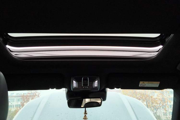 Used GAC Trumpchi GS8 2022 Linghang Series 2.0 TGDI Two-Wheel-Drive Luxury Smart Connectivity Version (7 Seats)