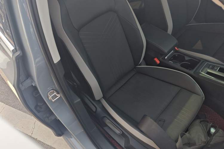 Used Volkswagen Golf 2021 280TSI DSG Pro Right Front Seat