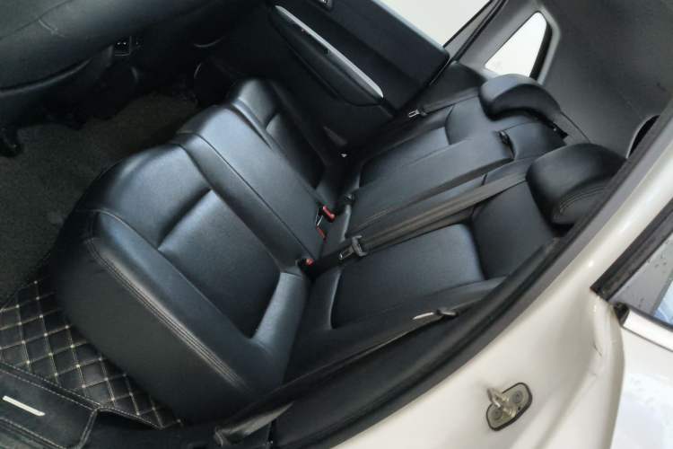 Used Peugeot 3008 2018 2.0L Automatic Classic Edition
