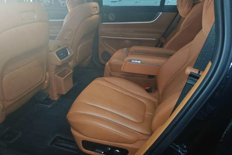 Used Hima AITO M9 2024 Range-Extended Ultra Version 42 kWh 6-Seater Model
