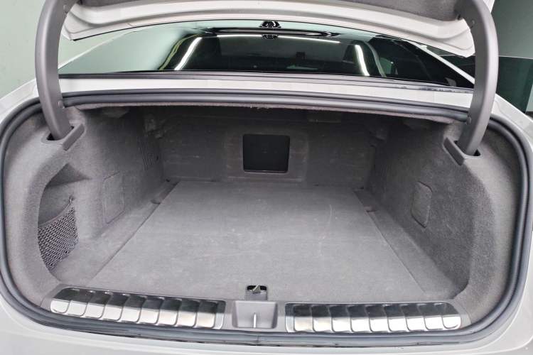 Used Nio ET7 2024 75 kWh Executive Edition
