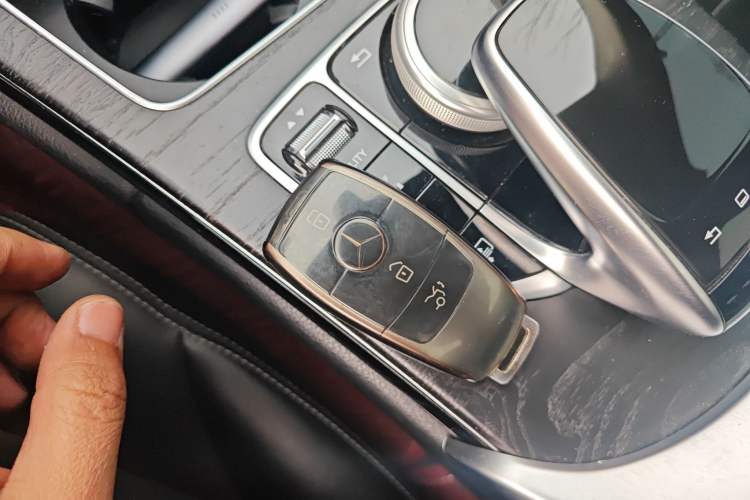 Used Mercedes-Benz C-Class 2015 C 200 L Sport Edition
