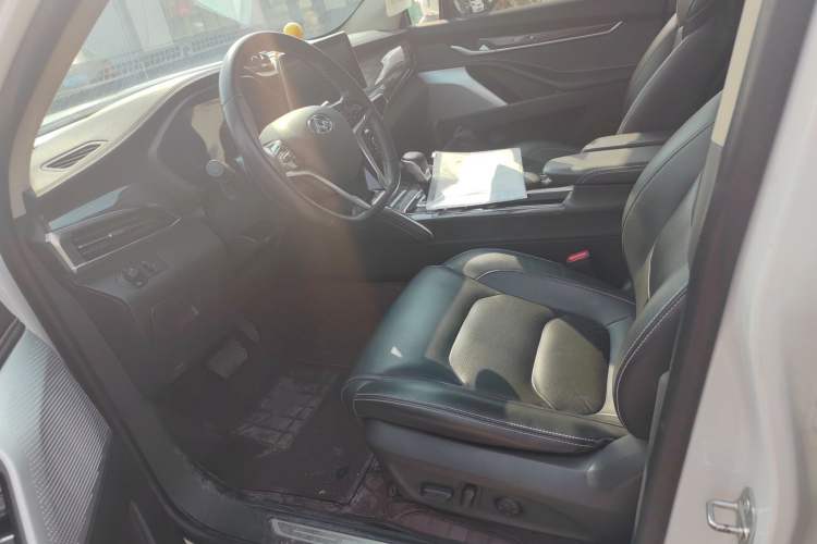 Used SAIC MAXUS D90 2017 2.0T Automatic Two-Wheel Drive - Uranus