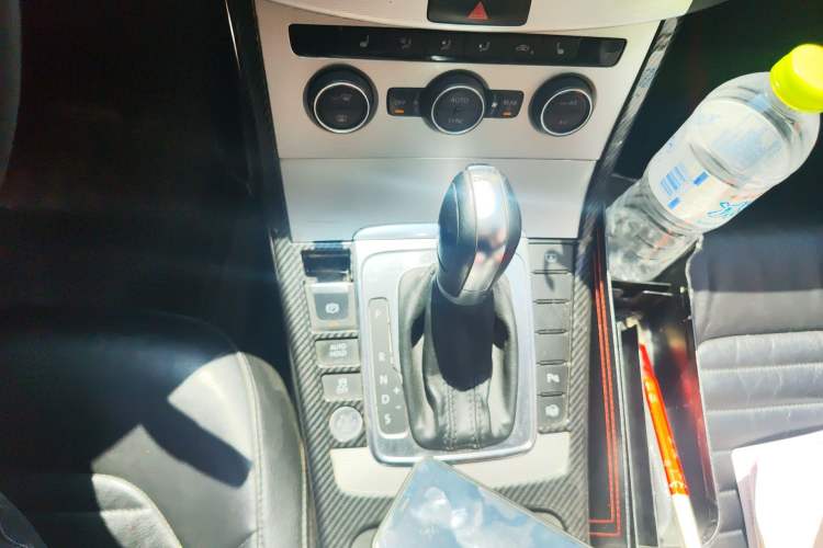 Used Volkswagen Magotan 2013 1.8TSI Luxury Model Gear Lever