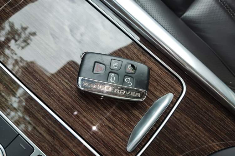 Used Land Rover Range Rover Sport 2014 3.0 SC V6 HSE
