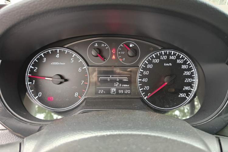 Used Nissan Tiida 2011 1.6T M-CVT Cool Edition Instrument Cluster