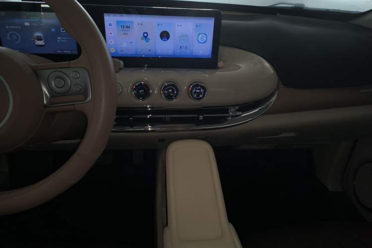Used Wuling Bingo 2025 333 km Lingxi Connected Version Audio And AC Panel