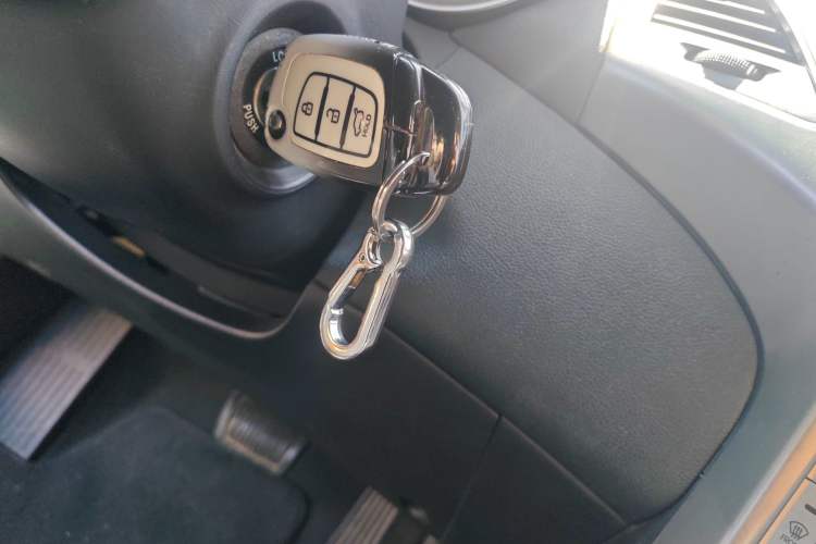 Used Hyundai Elantra (5th Generation / Langdong) 2015 1.6L Automatic Fashion Model