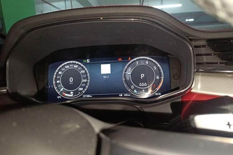 Used Jaguar F-PACE 2024 P250 R-Dynamic S Instrument Cluster