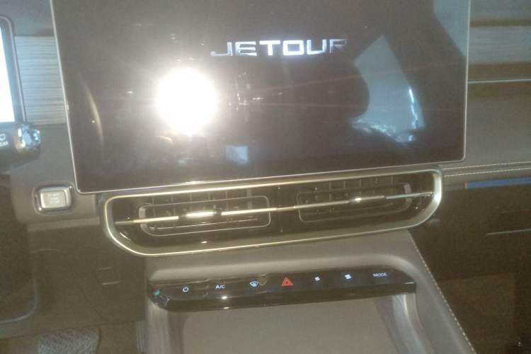 Used JETOUR X90 PRO 2024 1.6T DCT Luxury Edition 7-Seater