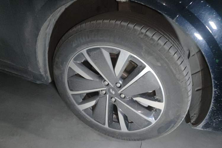 Used Li Auto L6 2025 Pro Smart Refresh Edition
