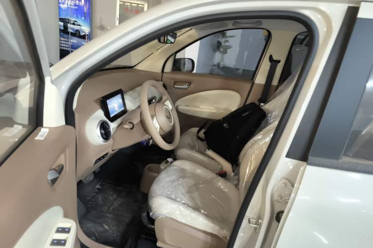 Used Wuling Hongguang MINIEV 2025 Four-Door Version Advanced Edition