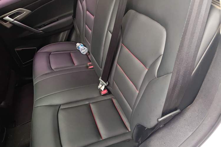 Used Geely Auto Emgrand X7 Sport 2018 1.8TD Automatic Two-Wheel Drive Smart Connect 4G Internet Edition