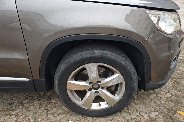 Used Volkswagen Tiguan 2010 2.0 TSI Automatic All-Wheel-Drive Elite Edition