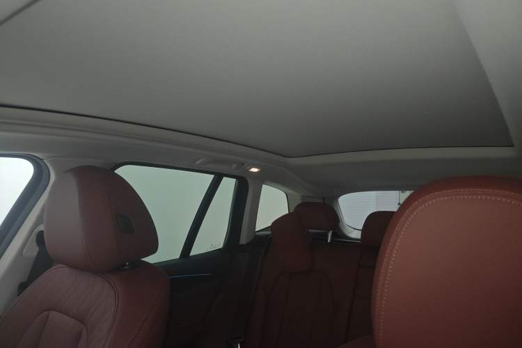 Used BMW iX3 2024 Leading Model
