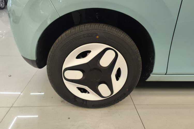 Used Geely Galaxy Panda 2025 210 km – Yuanqi Bear