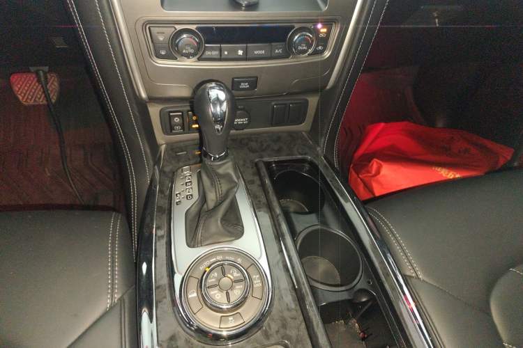 Used Nissan Patrol 2018 4.0L LinkedIn Edition
