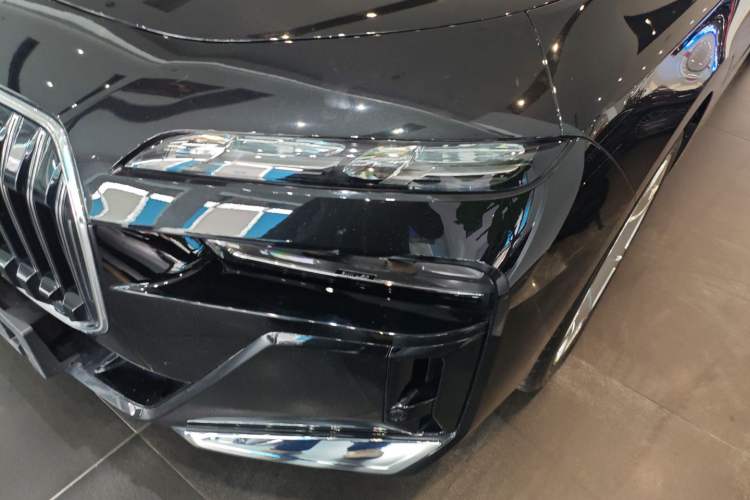 Used BMW 7 Series 2023 735Li M Sport Package
