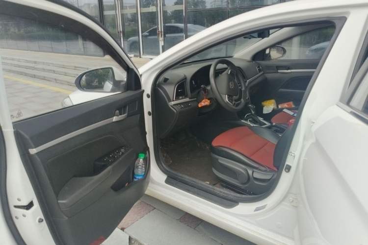 Used Hyundai Elantra (6th Generation / Lingdong) 2016 1.6L Automatic ZhiXuan – Elite Version
