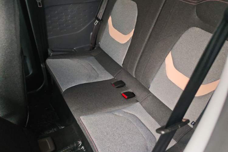 Used Chery QQ QQ Ice Cream 2022 170km Sundae Phosphate Lithium-Ion
