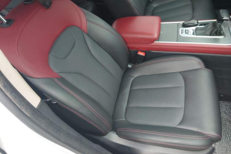 Used CHANGAN CS75 2022 Blue Whale Edition 1.5T DCT Prestige Model Right Front Seat