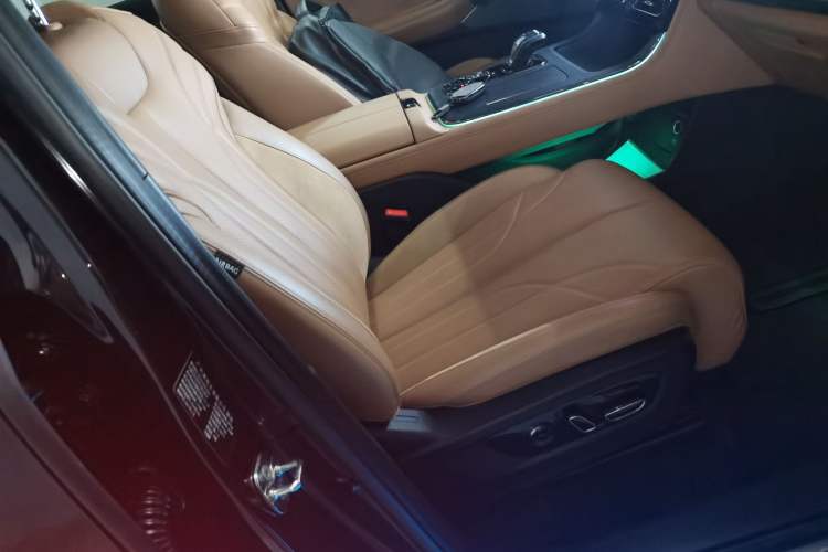 Used GAC Trumpchi ES9 2024 PHEV with 143 km Max