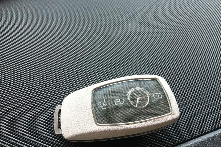 Used Mercedes-Benz E-Class 2019 Restyled E 300 L Sporty and Stylish Edition