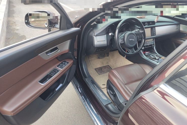 Used Jaguar XFL 2017 XFL 2.0T 240PS Luxury Edition Driver Seat