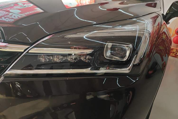 Used Buick Envision 2021 532T Two-Wheel-Drive Luxury Version