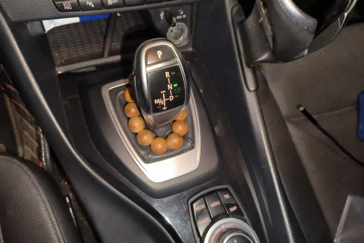 Used BMW X1 2015 sDrive18i Leading Edition Gear Lever