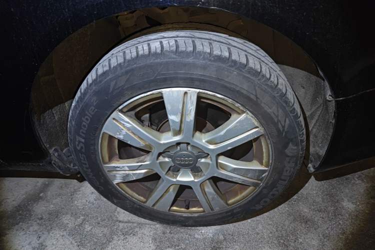 Used Audi A6L 2009 2.4L Comfort Edition Right Front Wheel Hub