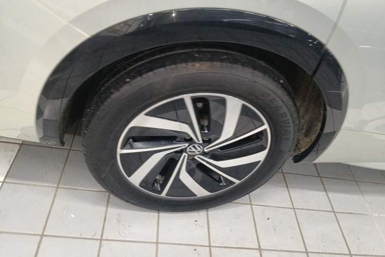 Used Volkswagen Viloran 2024 330TSI Luxury Edition Right Rear Wheel Hub