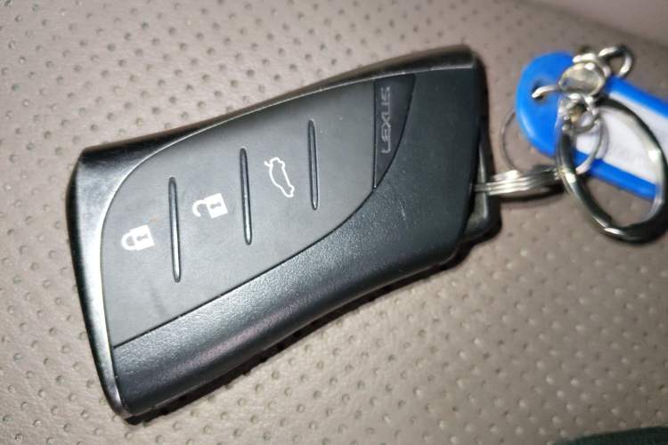 Used Lexus ES 2022 200 Excellence Edition