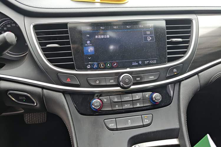 Used Buick LaCrosse 2020 652T Luxury Version Audio And AC Panel