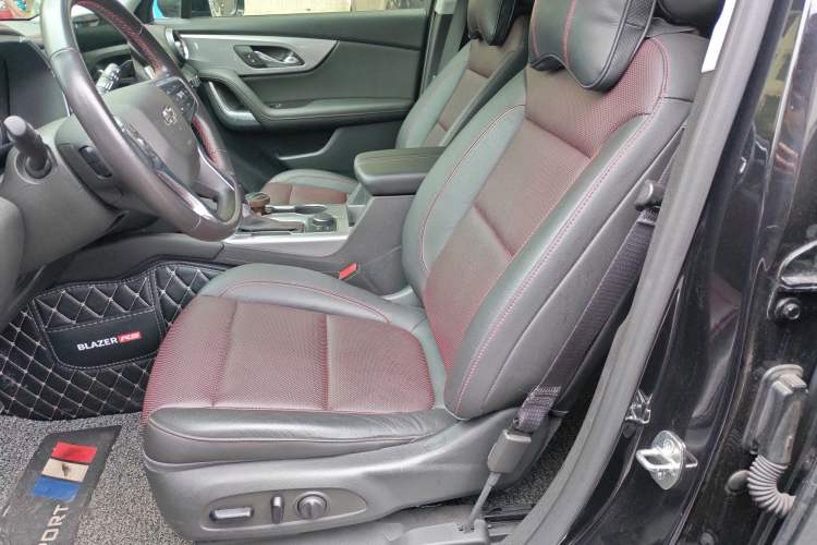 Used Chevrolet Blazer 2020 Redline 650T 7-Seater Ting Edition
