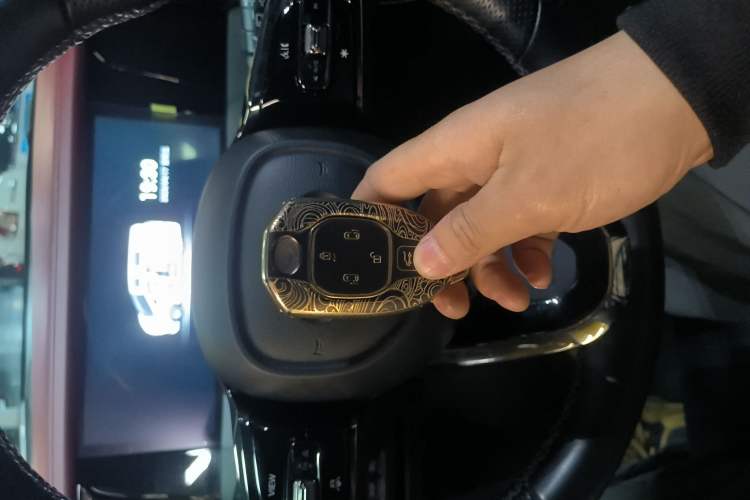 Used GAC Trumpchi M8 2023 Zongshi Series Dual-Motor Flagship Edition