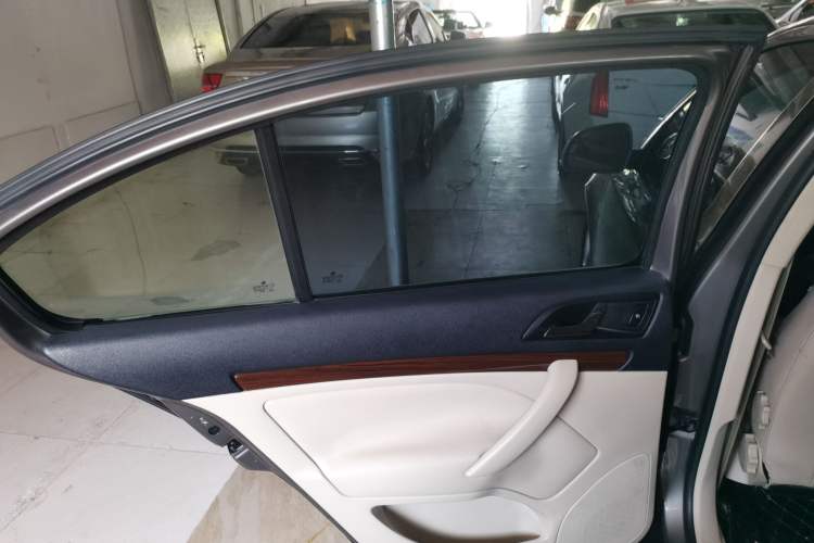 Used Skoda Octavia 2013 1.6L Automatic Yijun Edition
