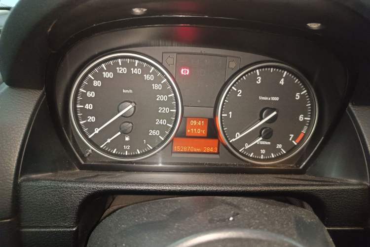 Used BMW X1 2015 sDrive18i Leading Edition