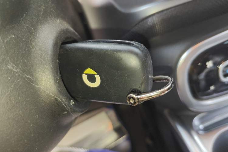 Used smart fortwo 2018 1.0L 52kW Hardtop Passion Edition China V Standard Vehicle Key