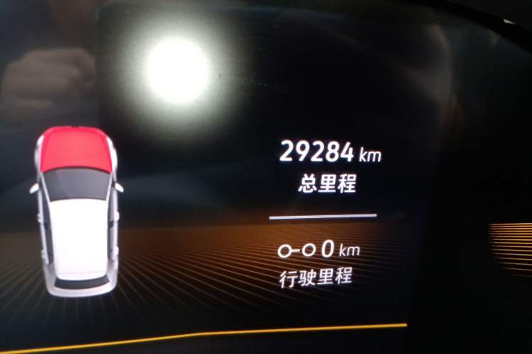 Used Volkswagen Tharu 2023 300TSI Two-Wheel-Drive Moonlight Edition Odometer Close Up