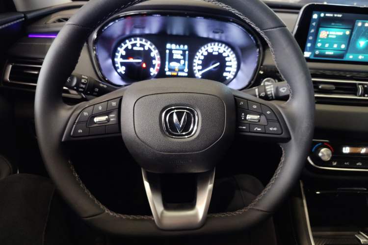 Used Changan Ruicheng CC 2022 Blue Whale Edition 1.5T DCT Luxury Model