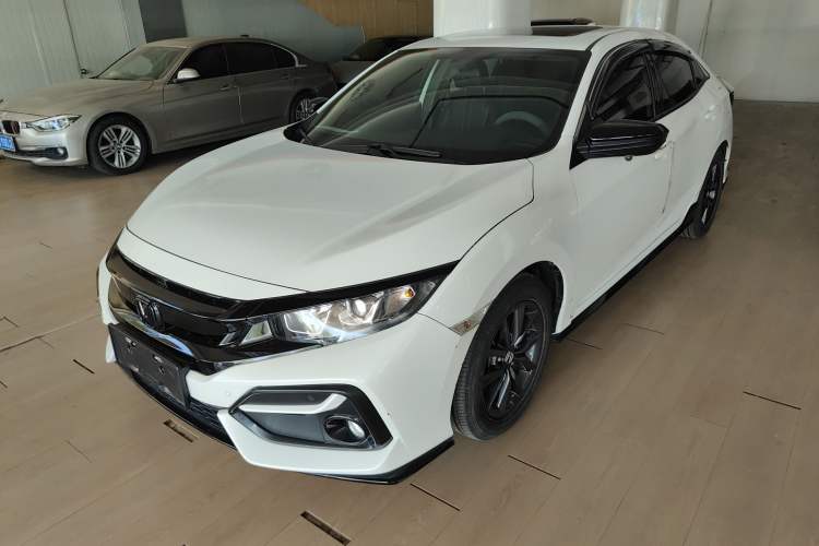 Used Honda Civic 2021 HATCHBACK 220TURBO CVT New Trendsetter