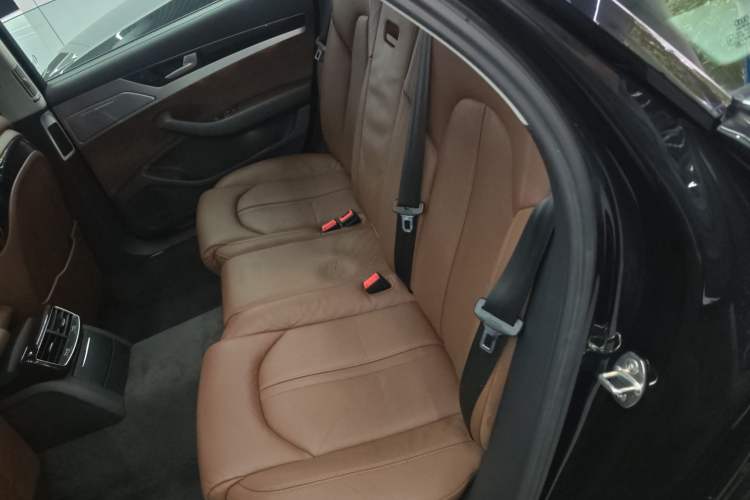 Used Audi A8 2014 A8L 45 TFSI quattro Comfort model