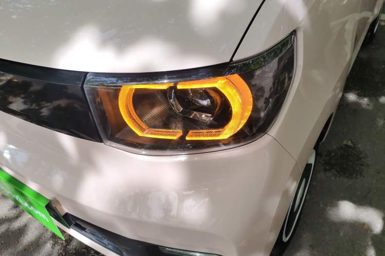 Used Wuling Hongguang MINIEV 2021 Macaron Premium Model – Lithium Iron Phosphate
