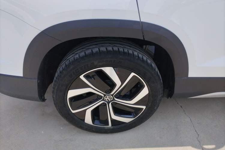 Used Volkswagen Tharu 2023 300TSI Two-Wheel-Drive Full Moon Edition Exterior 5