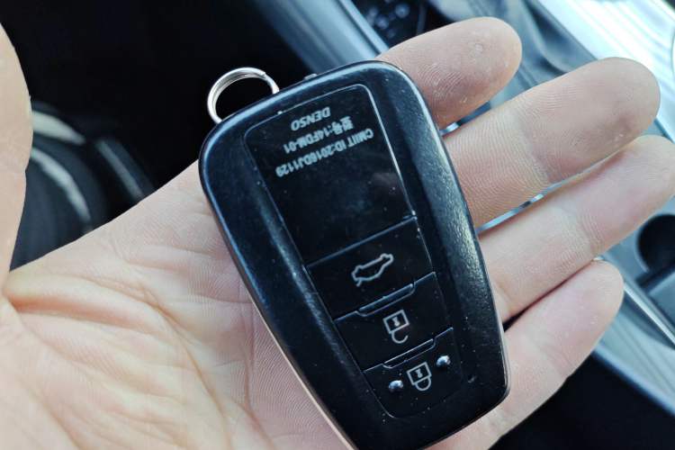 Used Toyota Camry 2019 Revised Version Dual-Engine 2.5 HG Luxury Edition