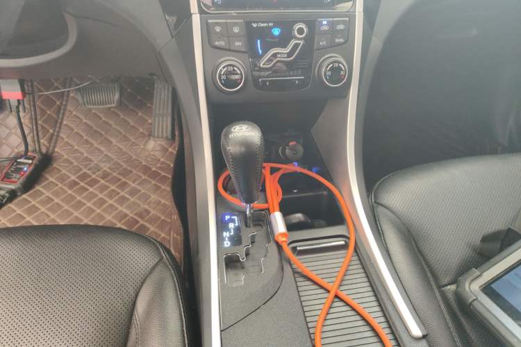 Used Hyundai Sonata 2014 2.0L Automatic Luxury Edition