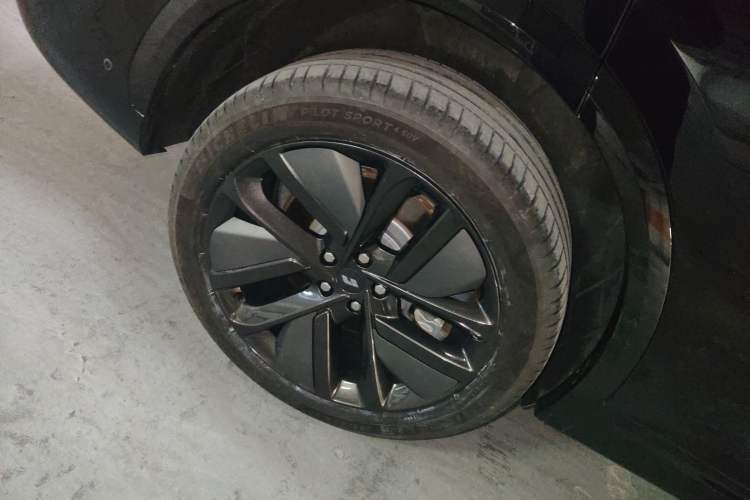 Used Li Auto L7 2024 Pro Model
